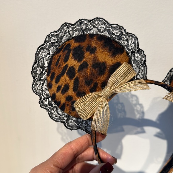 Leopard and lace animal kingdom ears - Picture 4 of 7